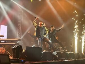 Vishal and Shekhar Grooving on their songs at GL Bajaj Institute of Technology and Management