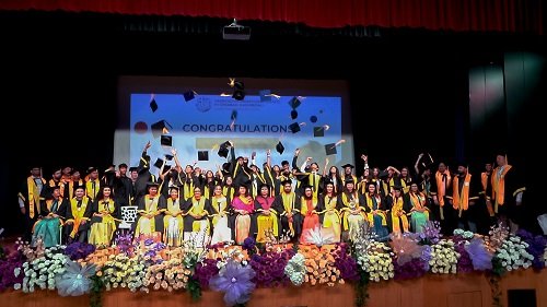 From Oakridge to Global Journeys 100+ Students Triumph in Global University Placements