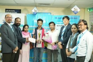 5 Students from Aakash Educational Services Limited Become Top Scorers