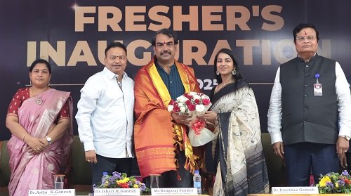 Vels University (VISTAS) Hosts Grand Freshers' Inauguration - 2025 with Famous Media Personality R. Rangaraj Pandey