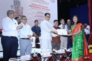 Dr. Supriya Shidhaye, Principal of VES College of Pharmacy, Received Best Principal Award 2024-25 – Urban Area from University of Mumbai