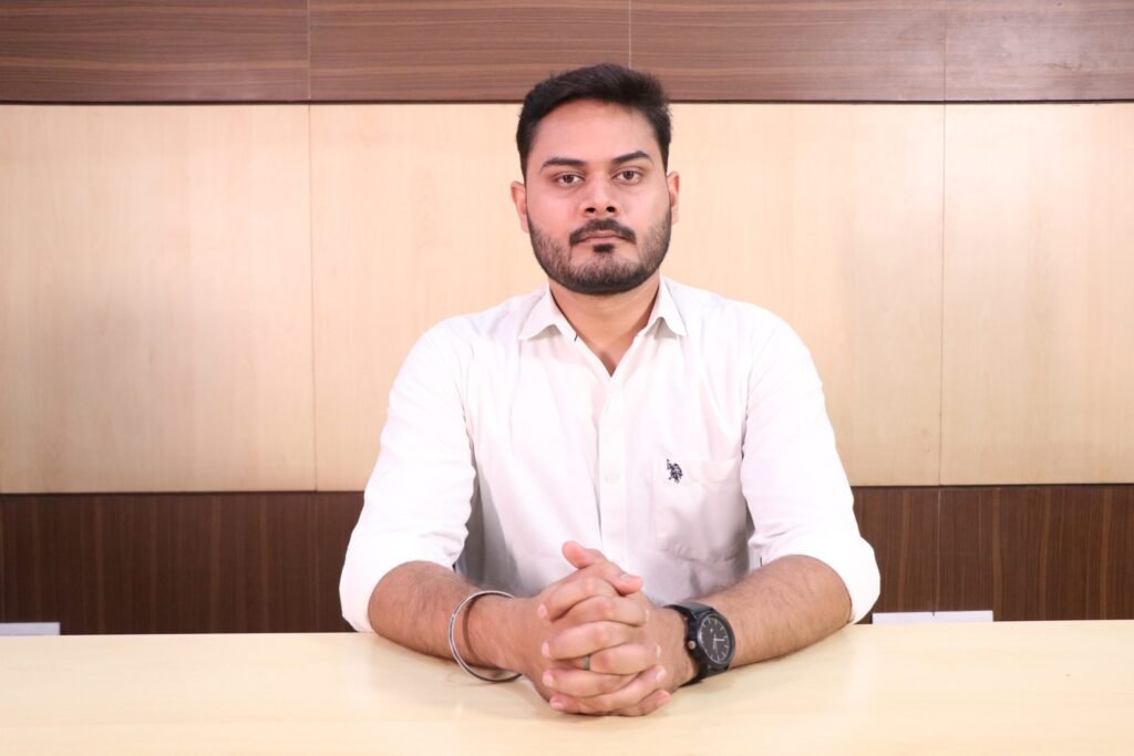 JIMS Rohini Welcomes 93.15 Percentile CAT 2024 Scorer Shashank Vishen for Management Studies
