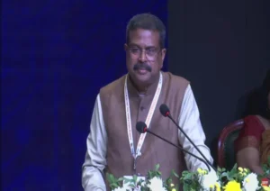 Edu Minister Inaugurates IIM Lucknow’s AI Programmes