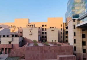 IIM Udaipur Launches Digital BBA, Opens Global Opportunities