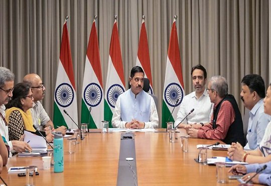 Pralhad Joshi Reviews Key Education Ministry Priorities