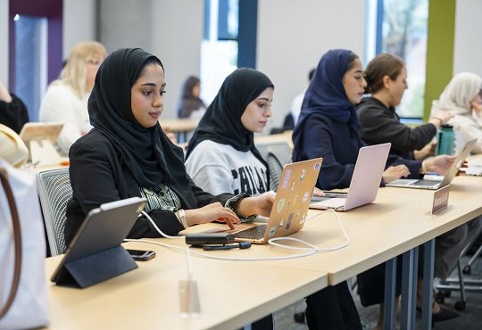 UAE Prepares 150 Emirati Students for Overseas Studies