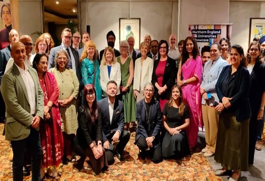 4 Manchester Universities Offer 10,000 Scholarships to Indians