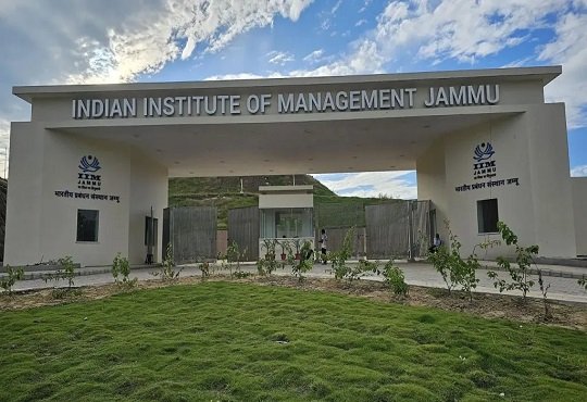 IIM Jammu Partners With US University on Healthcare AI