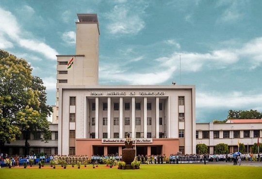IIT Kharagpur Offers Online AI Courses for PG and Certificate